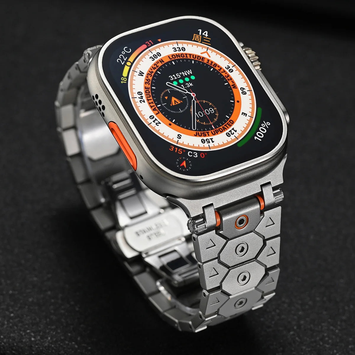 AeroCore™ Titanium Apple Watch Band